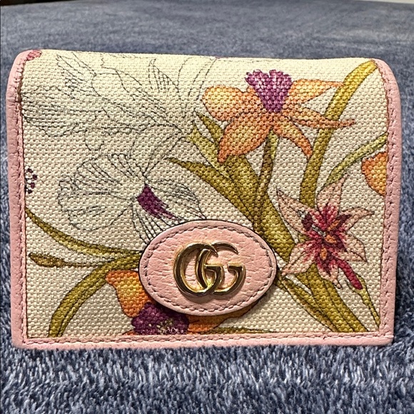 Gucci Floral Canvas Compact Wallet - Picture 2 of 15